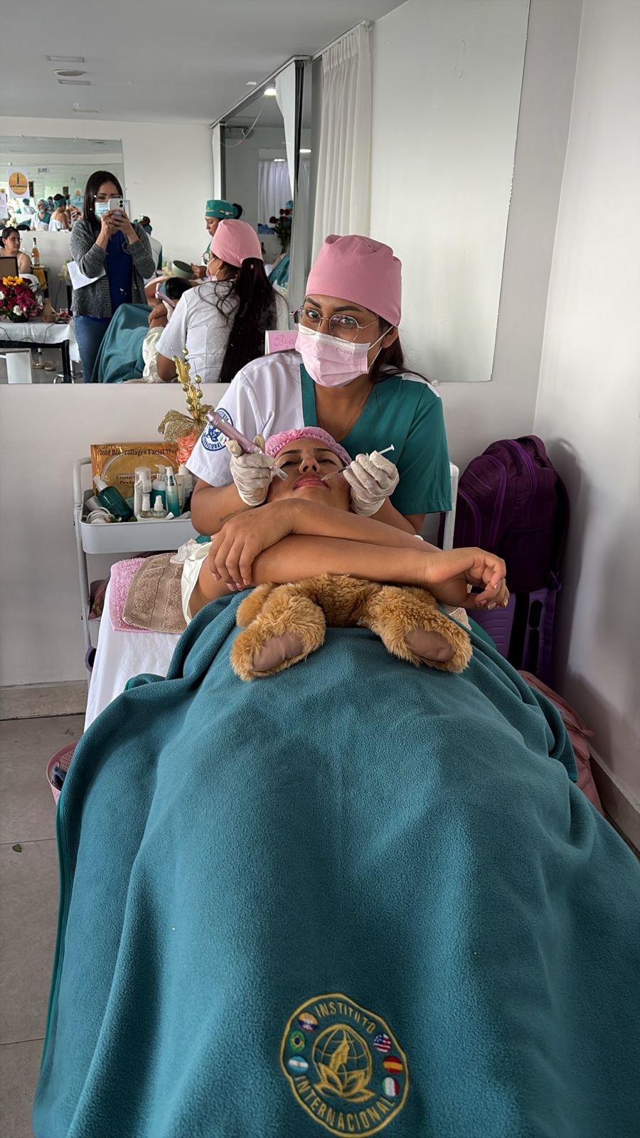 Exámenes de grado de la carrera de cosmiatría